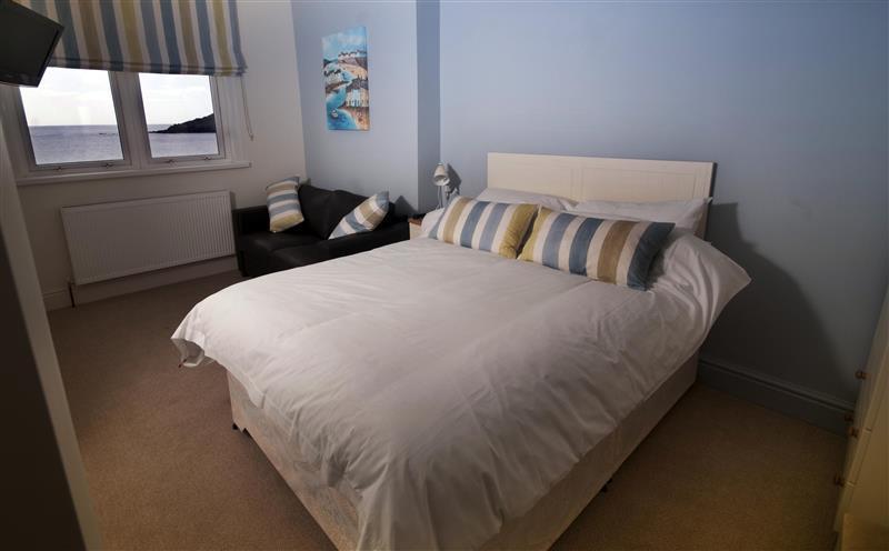 The Paris Hotel Coverack Exterior photo