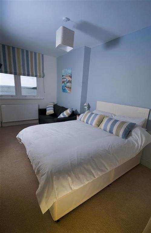 The Paris Hotel Coverack Exterior photo
